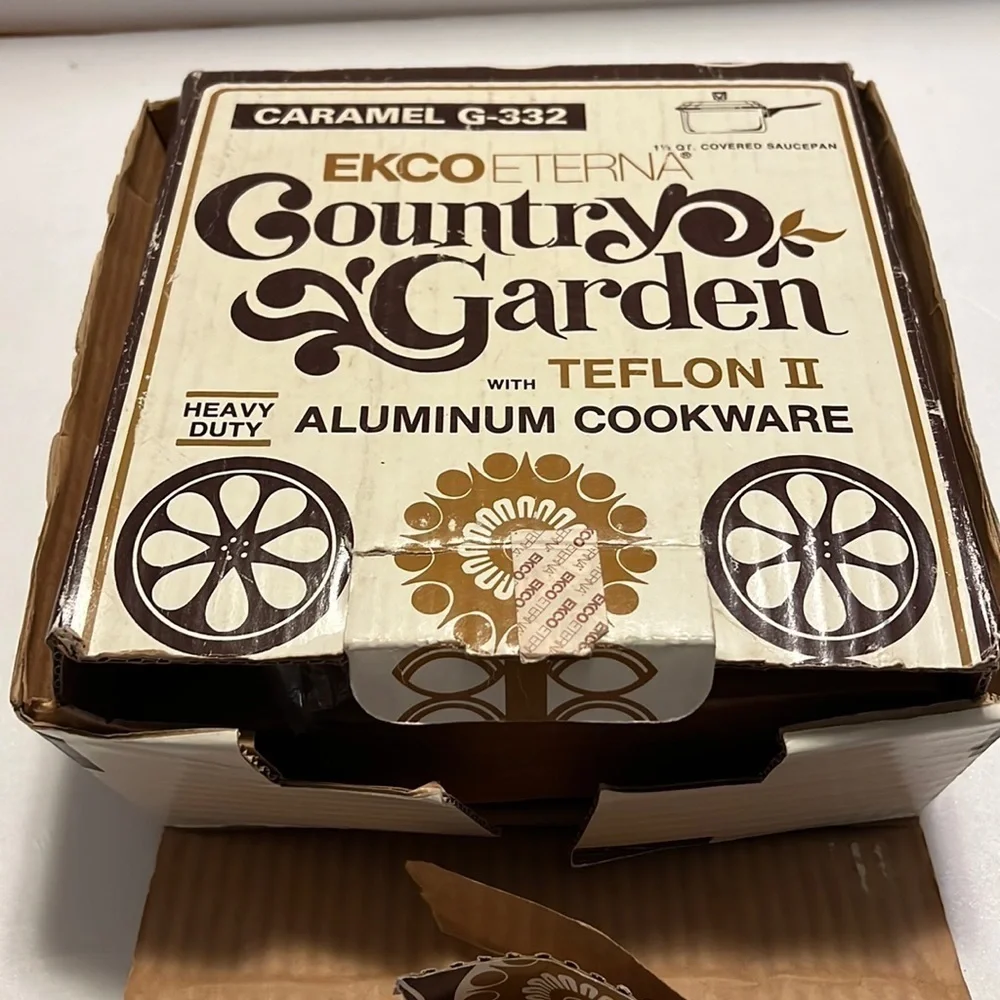 Ekco Eterna Country Garden Teflon Covered Sauce Pan NOS in box